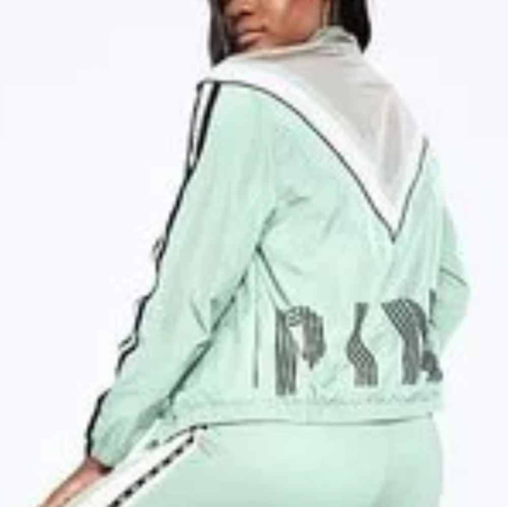 SOLD! PINK Perfect Full Zip Anorak - Picture 1 of 6